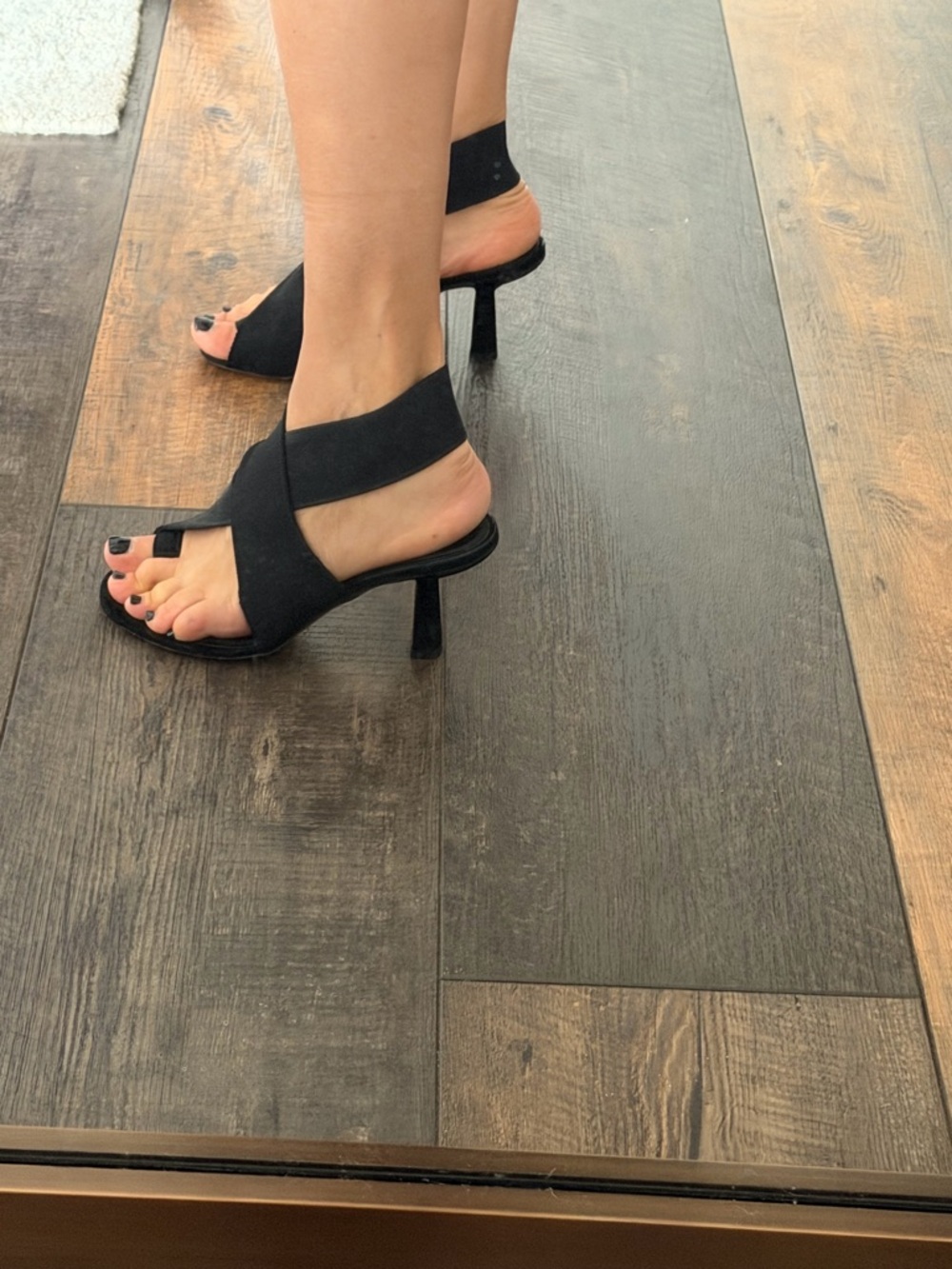 NEOUS sandals